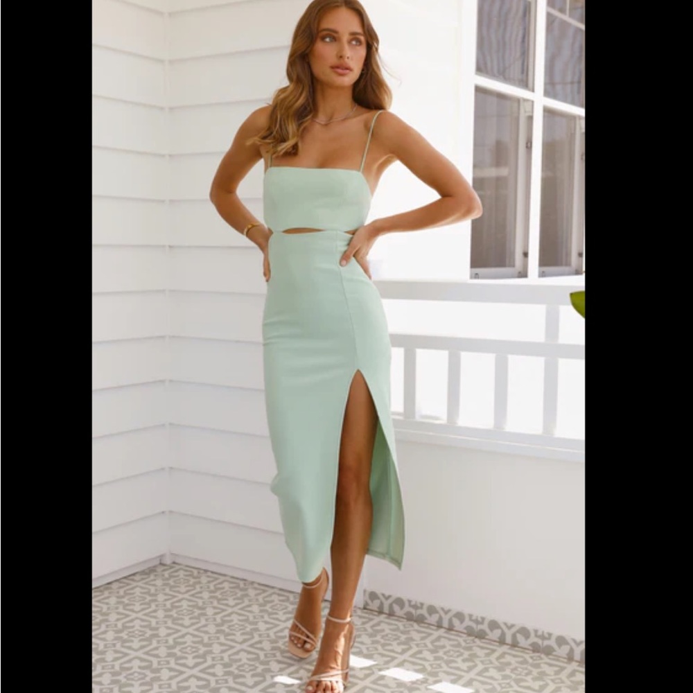 COPY - Hello Molly Dress - Picture 3 of 11